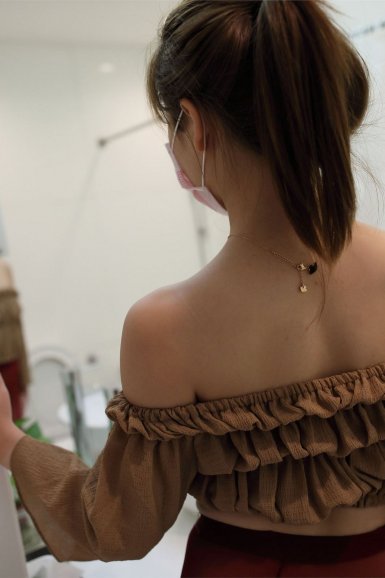 ‘hth华体登录入口’帕金斯回应争论:我只是坐着 库里本人落我腿上(图2) hth华体登录入口